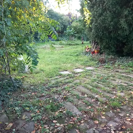 Kemp Einzelstellやlatz Mit Stuetzpunkt Und 3608qm やrivaten Wildwaldgarten *